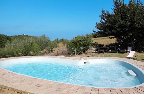 Granarola Apartment | Lovely apartment for 2 guests with pool, A/C, WIFI, TV, patio, pets allowed and panoramic view