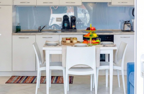 Viddalba Apartment | Lovely apartment for 4 people with A/C, pool, WIFI, TV, balcony and pets allowed