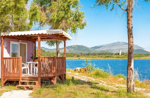 Fertilia House | Lovely apartment in villa for 6 guests with WIFI, A/C, pool, TV and terrace