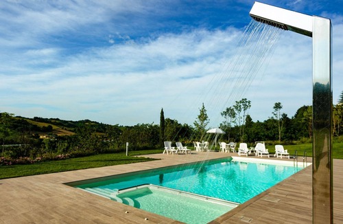 Urbino Villa | Lovely apartment in villa for 3 people with WIFI, pool, TV and panoramic view, close to Urbino
