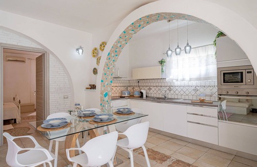 Eden Beach Villa | Lovely apartment in villa for 5 guests with pool, A/C, WIFI, TV and patio