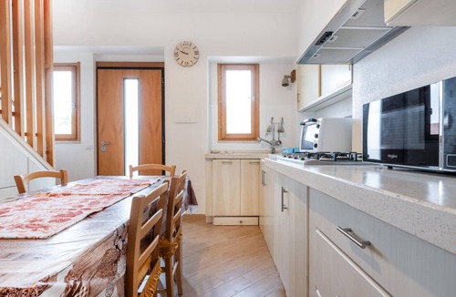Carloforte House | Lovely home in Carloforte with WiFi