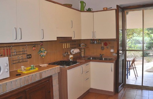 Lu Bagnu Apartment | Lubagnu Vacanze- Drei-Zimmer-Wohnung A by Interhome