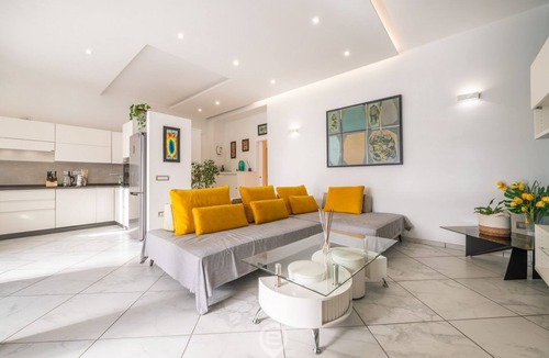 Province of Cagliari Apartment | Lumi Apartment – Space and comfort for your stay in Cagliari ✨🏡