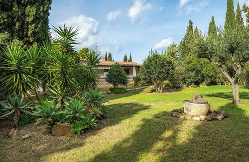 Santa Margherita di Pula Villa | Luxury Villa Flaminia, 50 mt from the beach