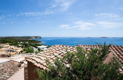 Porto Cervo House | Luxurious apartment "Piccolo Pevero retreat" with sea view, balcony and terrace