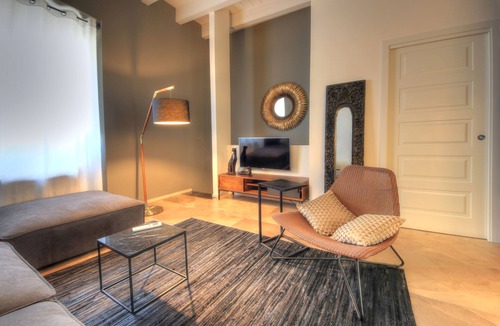 Cagliari Apartment | Luxury Living in the Heart of the City