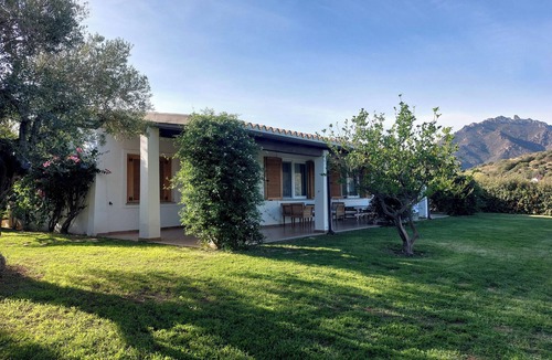 Tertenia Villa | Luxury Villa Maria - private pool