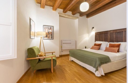 Historic Castle District Apartment | Martini Castello Boutique Apartments - Historic Center & Lift