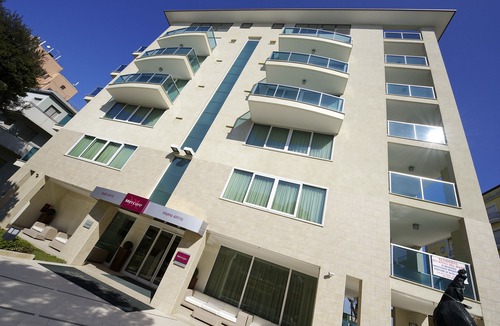 Marina Centro Hotel | Mercure Hotel Rimini Artis