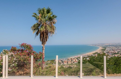 Vasto Bed & Breakfast | Miramare Suites - Ardesia Room