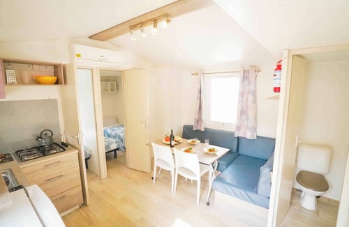 Torre del Pozzo House | Mobile home with air conditioning, terrace and pool