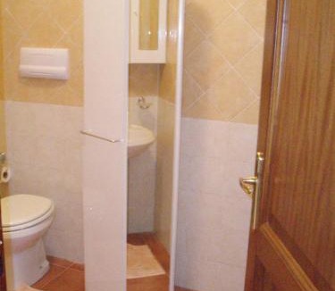 La Muddizza Apartment | Modern 1 bed apartment sleep 3 sea view only 700mt from sea