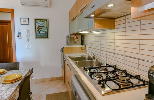 Cala Gonone Apartment | Monte Ruiu House with garden