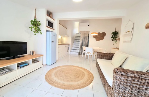 Villasimius House | Moon House 350mt from the beach Sea view Garden Free private parking