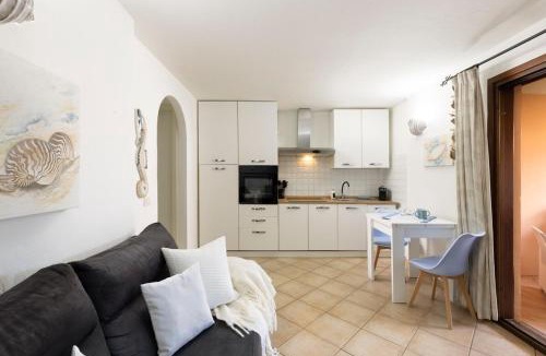 Murta Maria Apartment | Murta Maria - Pool, Veranda & Parking