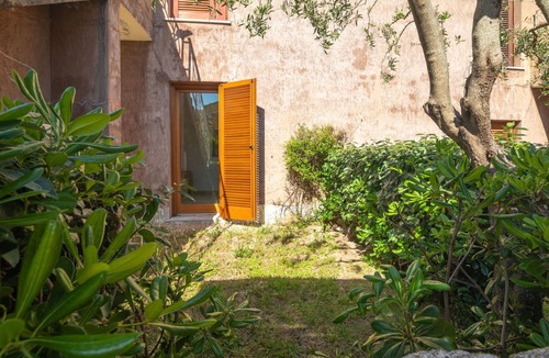 Porto Pozzo Apartment | Nice apartment for 4 guests with A/C, pool, WIFI, terrace and pets allowed