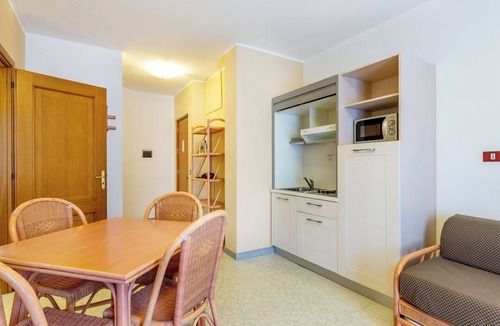 Lido Apartment | Nice apartment for 4 guests with A/C, WIFI, TV, balcony and pets allowed