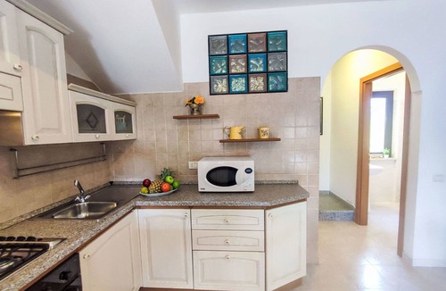 S'Iscala Apartment | Nice apartment for 4 guests with A/C, TV and terrace