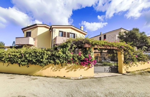 S'Iscala Apartment | Nice apartment for 4 guests with A/C, TV and terrace