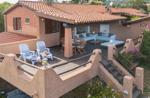 Porto Istana Apartment | Nice apartment for 5 people with WIFI, A/C and patio