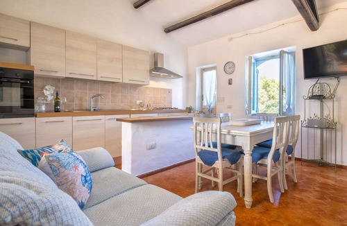 Porto Cervo House | Nice apartment in villa for 5 guests with WIFI, A/C, TV, patio and pets allowed