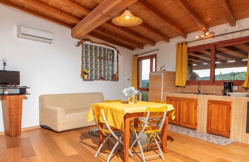Telti Apartment | Nice apartment with WIFI, A/C, private pool, TV, patio, pets allowed and panoramic view
