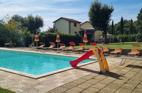 Santa Reparata Villa | Nice Tuscan villa Pool,AC WI.FI 14 guests 7bedrooms 7bath, Families/friends