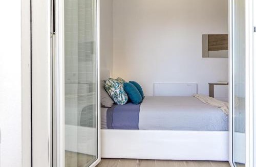 La Taulera Apartment | NURAS - Jardì Blanc garden view