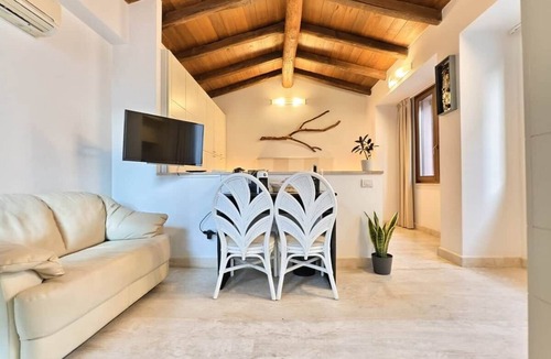 Marina District Apartment | Oidu - Cagliari Suites 5