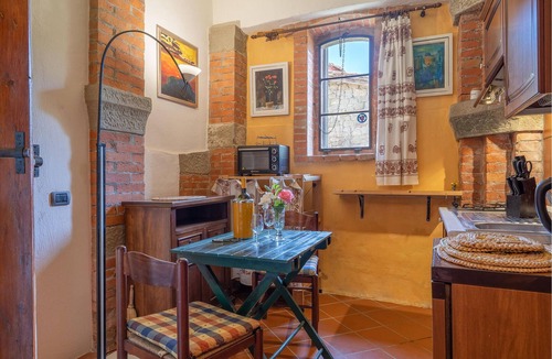 Stia House | One km above Stia lies this friendly cottage.