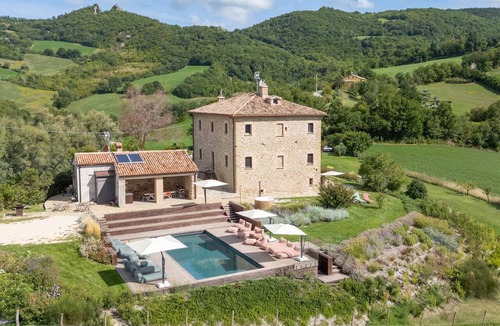 San Leo Villa | Palazzo Serre - Villa in the Countryside with Pool