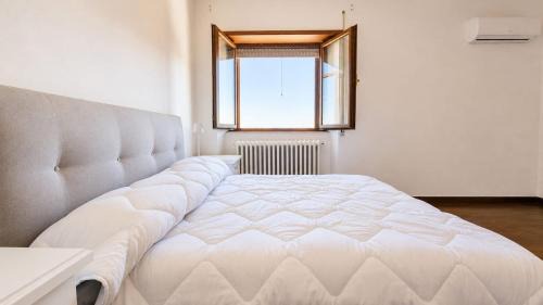 Tempio Pausania Apartment | Panorama Penthouse in the Center of Tempio Pausania
