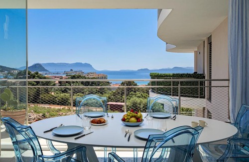 Golfo Aranci Apartment | Pascoli Suite - by And Service