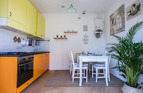Ostra House | "Pet friendly 'Cottage Glicini' with pool and view