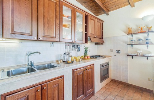 Mondavio House | Pet friendly home in Mondavio -PU- with WiFi