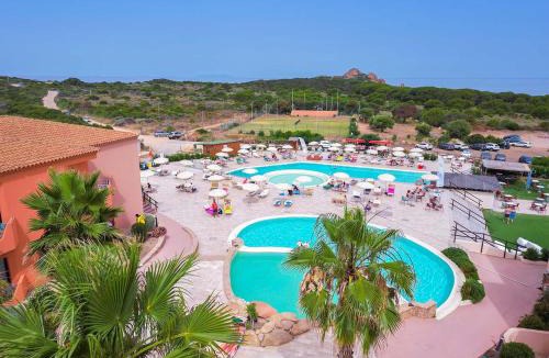 Canneddi Hotel | Red Sun