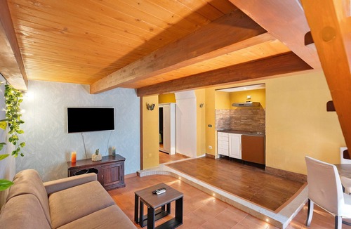 Meta Apartment | Reginella Garden View Studio with Shared Terrace, Wi-Fi, and Air Conditioning