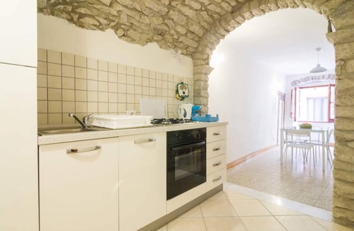 Bosa Historic Centre Apartment | Relaxation at the Medieval Center