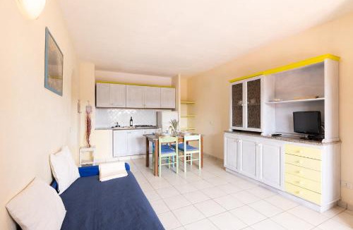 Golfo di Marinella Apartment | Relaxing BaiaDeBahas 1BedApt Bilo4 sleeps 4