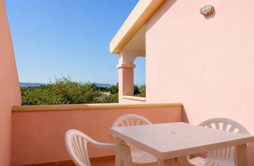 Tanaunella House | Residence Domenique | Three-room apartment for 4 guests