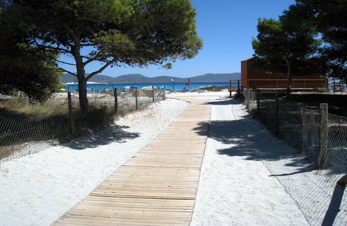 Porto Pino Villa | Residence Villa with Swimming Pool