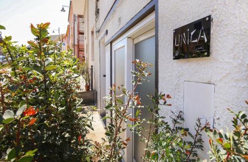 Castelsardo Historic Centre Apartment | Romantic private pool room Relax in Castelsardo