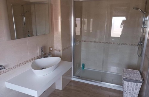 Girasole House | Room 'Camera Matrimoniale Giorgio' with Balcony, Wi-Fi and Air Conditioning