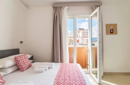 Lotzorai House | Room Grazia Deledda - I Centenari Longevity Rooms