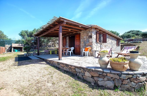 Paduledda Apartment | 'Rustico' Apartment with Sea View, Private Terrace and Air Conditioning