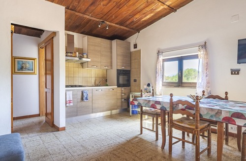 Torre di Bari House | Rustic Villa "Chicco" with Terrace & Sea View