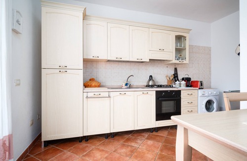 Posada Apartment | S'ercole Superior Apartment with Views of Posada’s Medieval Village