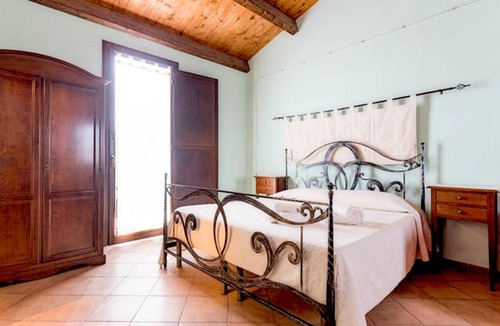Bosa Historic Centre House | Sa Domo De Alene