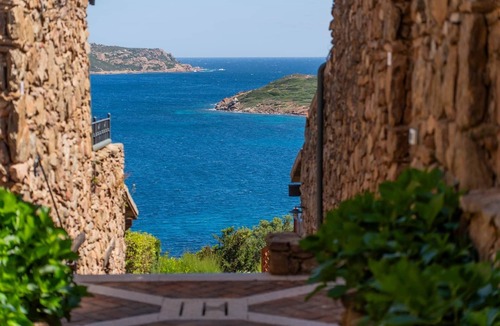 Capo Coda Cavallo Apartment | SAN TEODORO PUNTA EST STUPENDO TRILOCALE VISTA MARE